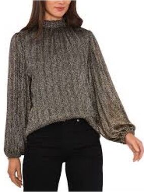 ✨ Vince Camuto Gold Sparkle & Shine Metallic Puff Sleeve Top ✨